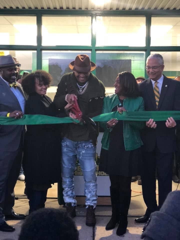 Bethel High School Names Gym After Allen Iverson