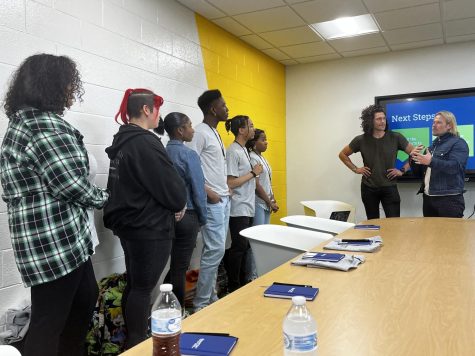Jacob Young and Trent Garrett meet with Bethels Hollywood Comes to Hampton team (Karle Brinkley, Lillian Gallin, Mekkah McGill-Postel, Jordan Cheatham, Jayden Jordan, and Armani Mason). 