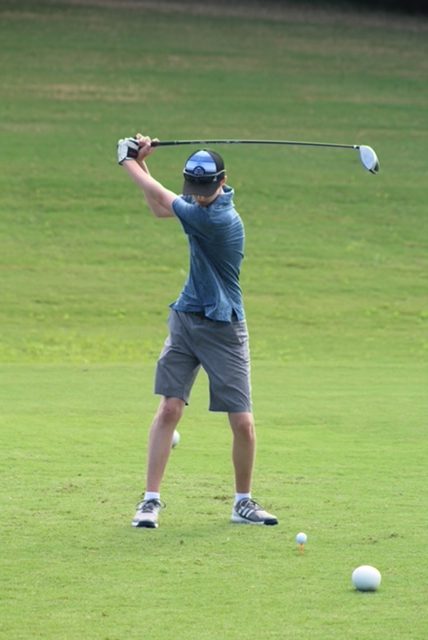 What’s the “tee”? Learn more about Bethel’s golf team