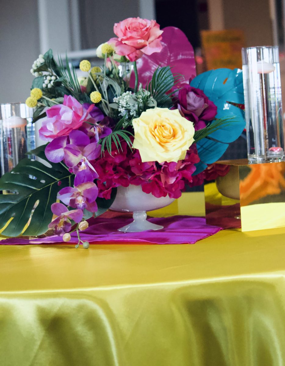 Vibrant flower arrangment